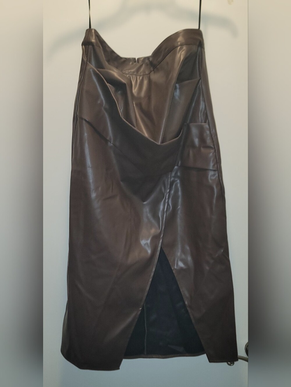 Commense Faux Leather Midi Skirt in Dark Brown